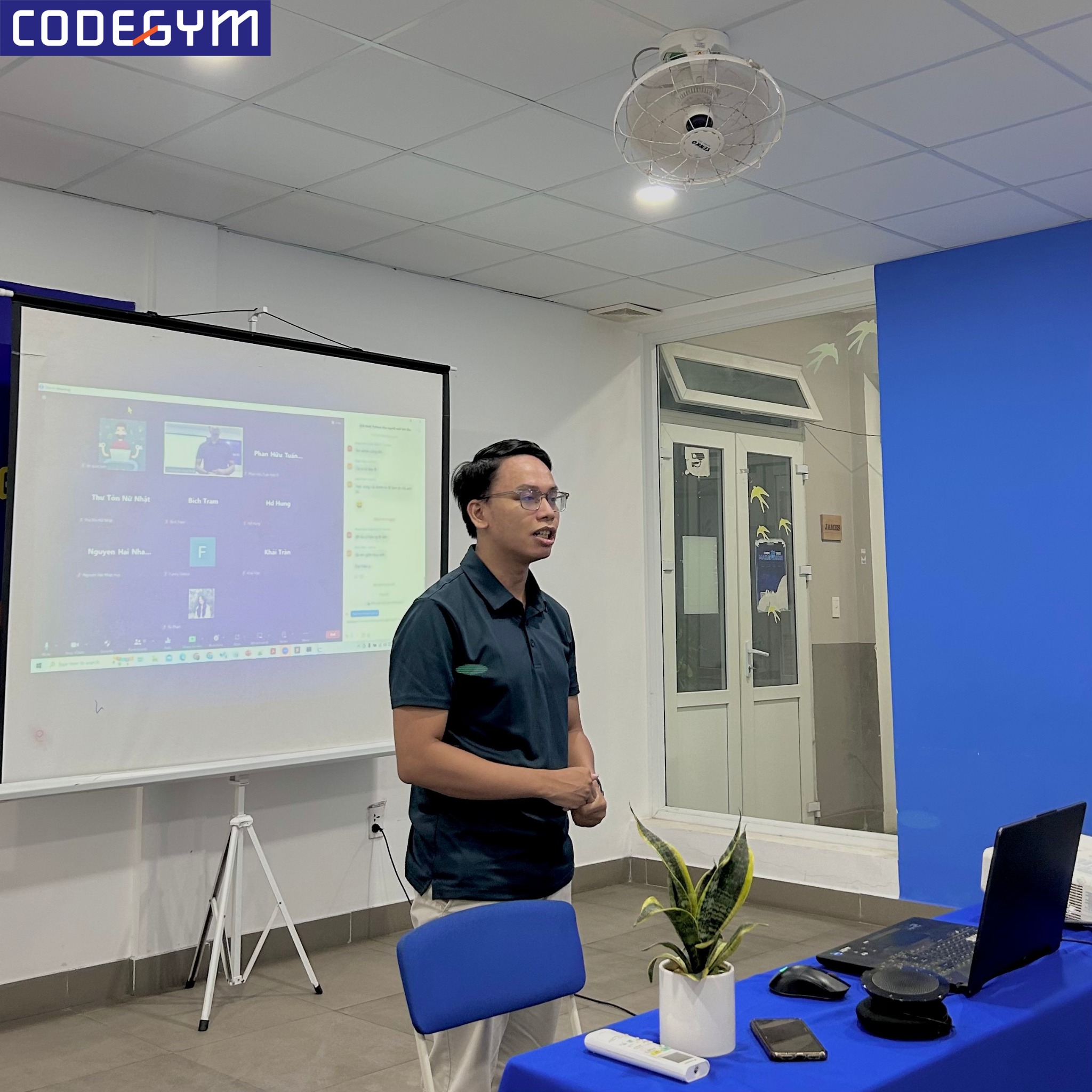 lớp Python Miễn Phí